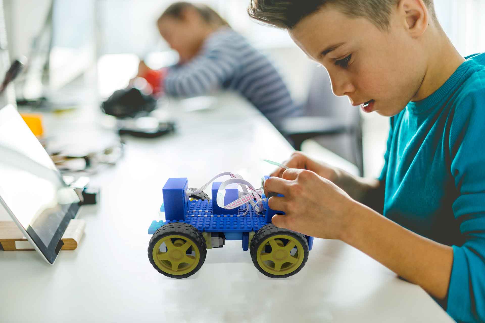 Smart Kiddo Robotic camps: ‘Gamifying’ Education with fun cool camps